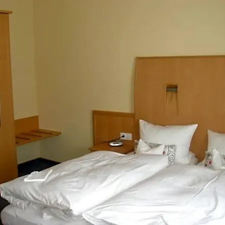 Otel Tannenheim 2*