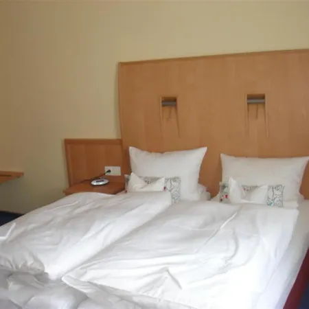 ホテル Tannenheim